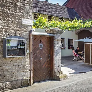 https://weingut-knauer.com-bavaria.com